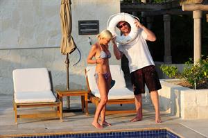 Tori Spelling Celebrates her birthday with family at the St Regis Punta Mita Resort in Mexico (May 20, 2013) 