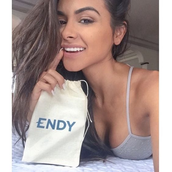 Sophia Miacova taking a selfie