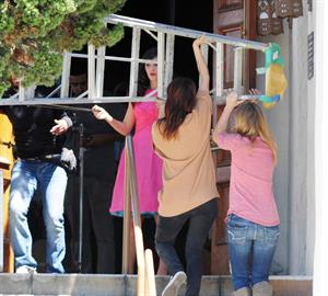 Zooey Deschanel On Set of a Music Video Shooting in Los Angeles April 16, 2013 
