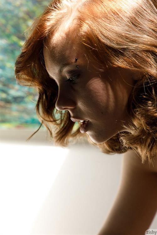 Kayla Coyote Pictures Kayla Coyote in Lingerie