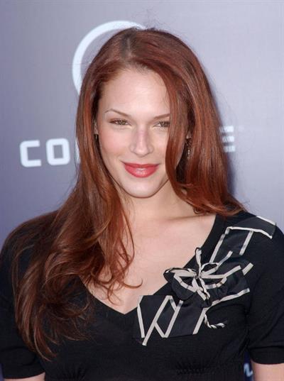 Amanda Righetti