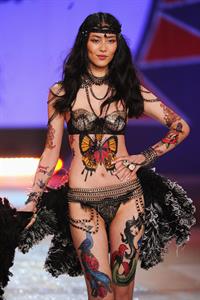 Liu Wen in lingerie