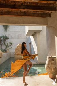 Anita Pathammavong Nude