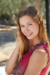 Stella Cardo Patio Babe