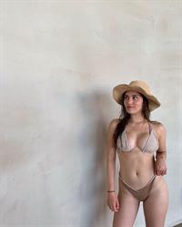 Monet Weir - Bob Weir's daughter