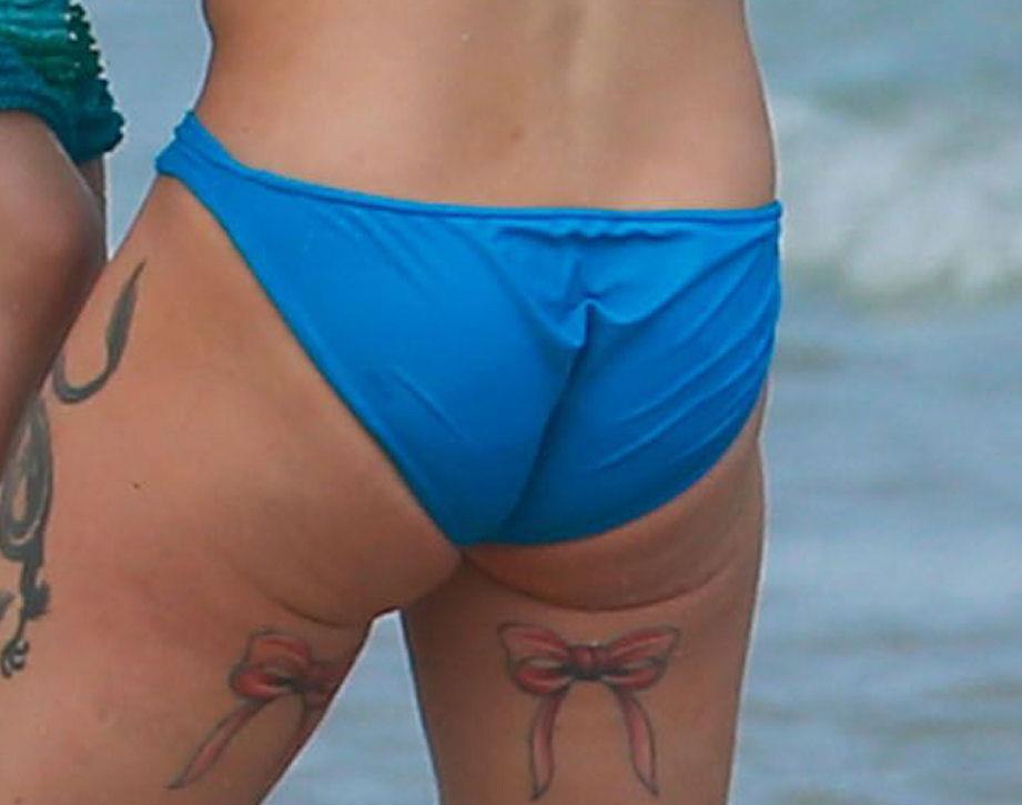 Pink in a bikini - ass
