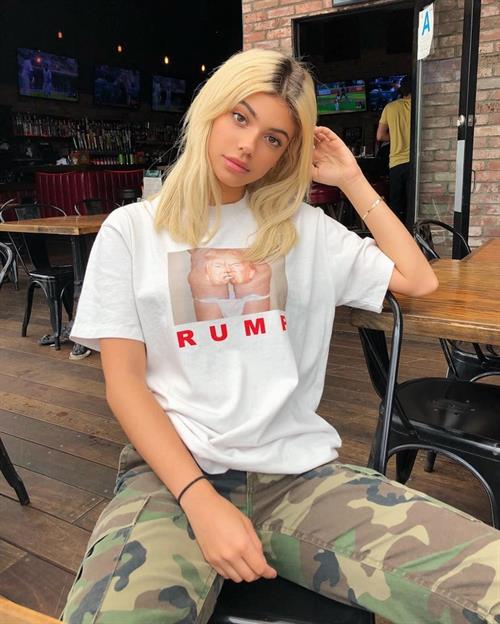 Kelsey Calemine Pictures Kelsey Calemine