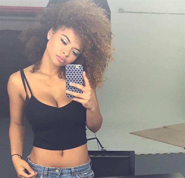 Crystal Westbrooks taking a selfie