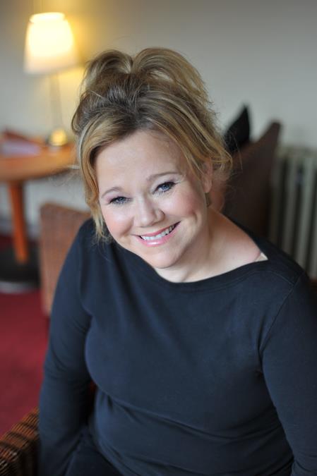 Caroline Rhea