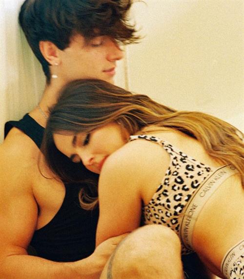 Addison Rae Pictures Addison Rae kissing and laying with her boyfriend Bryce Hall in sexy Calvin Klein underwear lingerie.