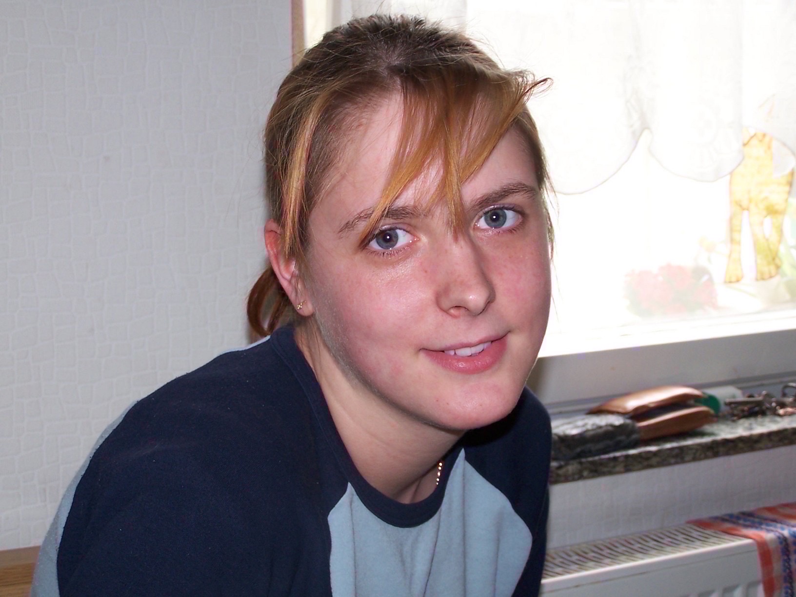 Cute Sbmissive German Girl loves attention