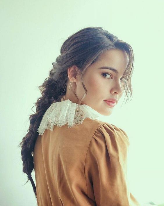 Urassaya Sperbund