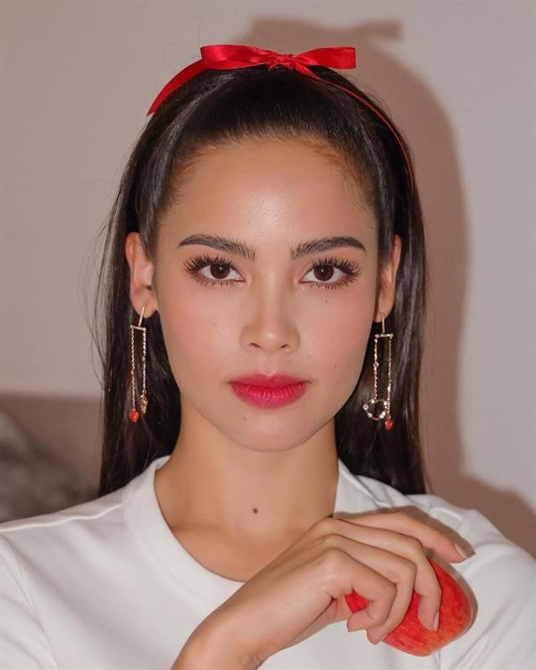 Urassaya Sperbund
