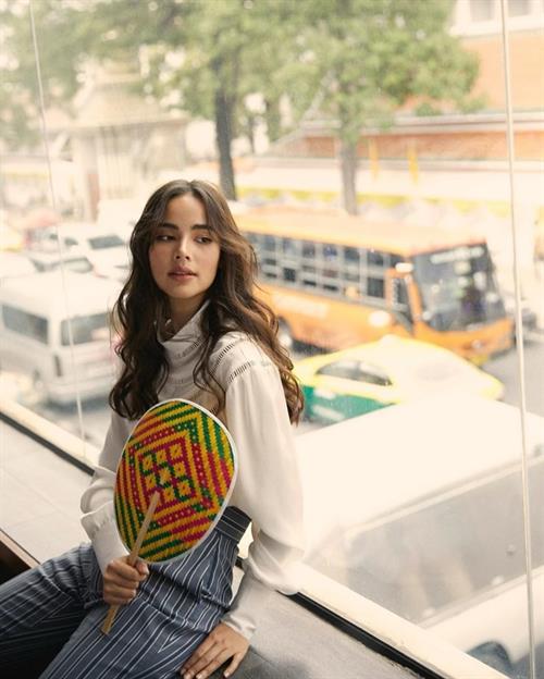 Urassaya Sperbund