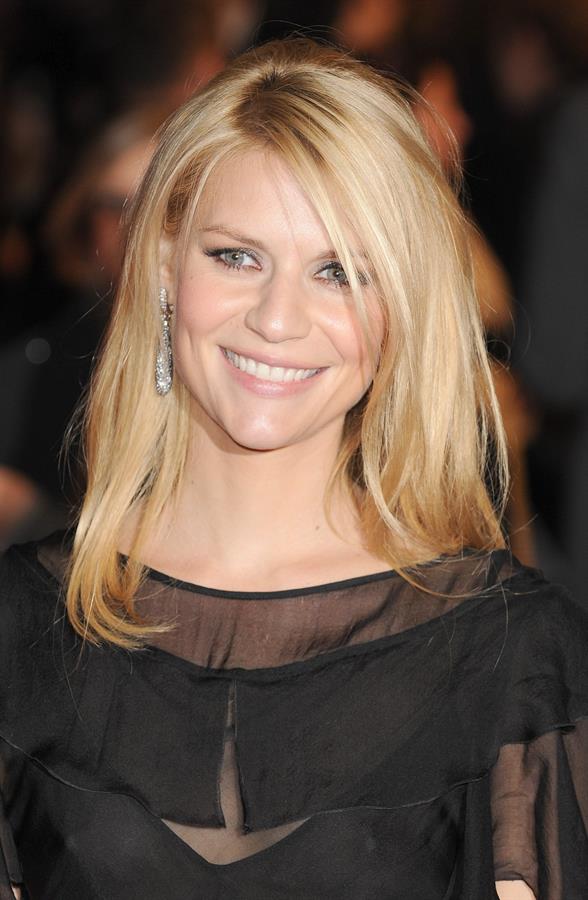 Claire Danes at the Me & Orson Welles premiere - showing nipple through see through blouse