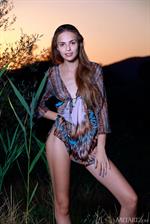 Elle Tan Sunset Hottie