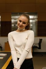 Isabella Herzog in Pantyhose