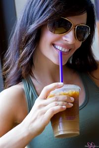 Denise Milani Photoset - Shopping13