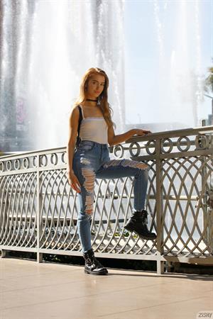 Zoey Luna Hottie in Jeans