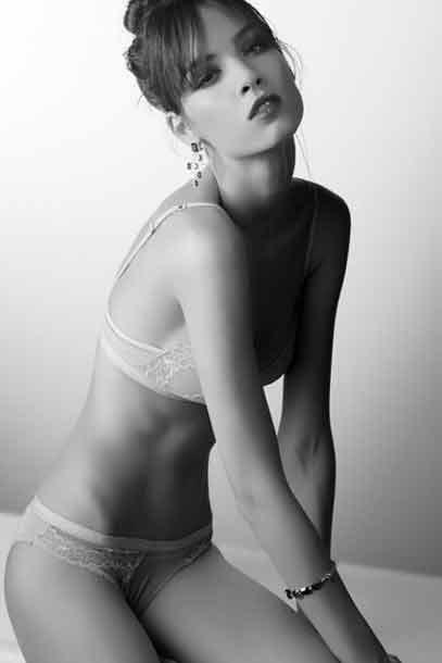 Andi Muise in lingerie