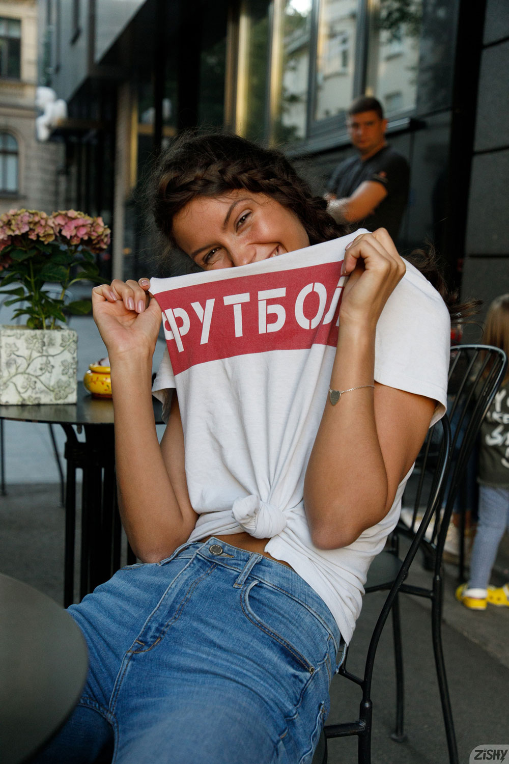 Shyla Volbeck in Sexy Jeans