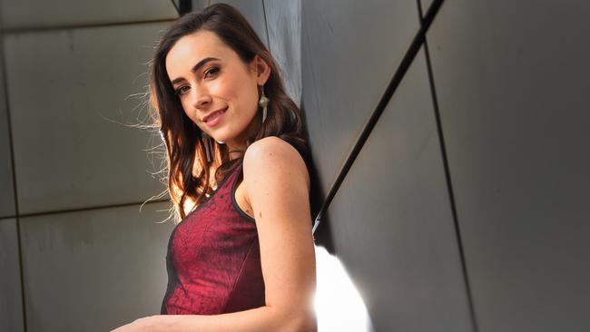 Geraldine Hakewill