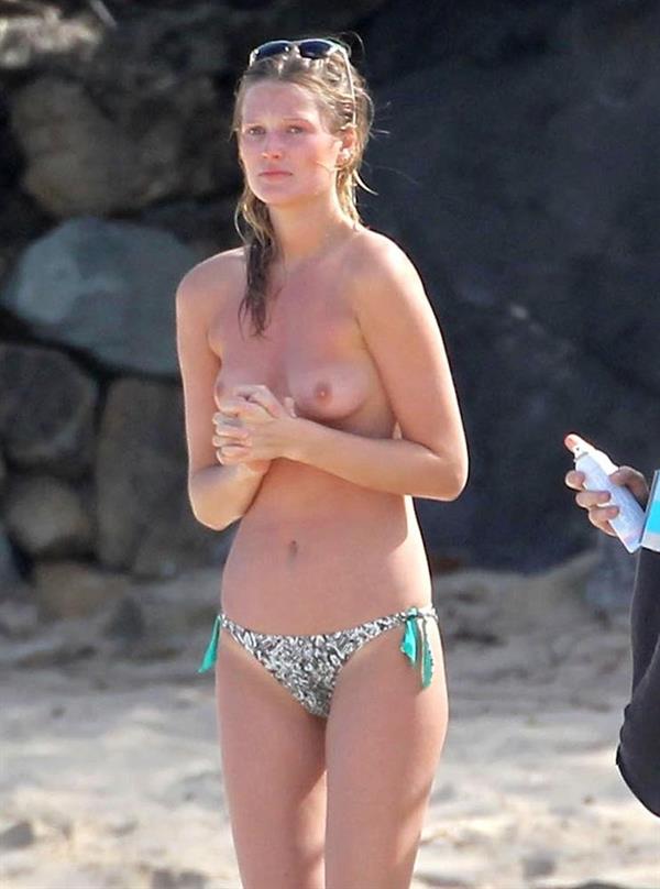 Toni Garrn - breasts