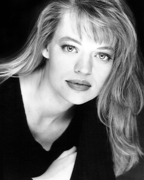 Jeri Ryan