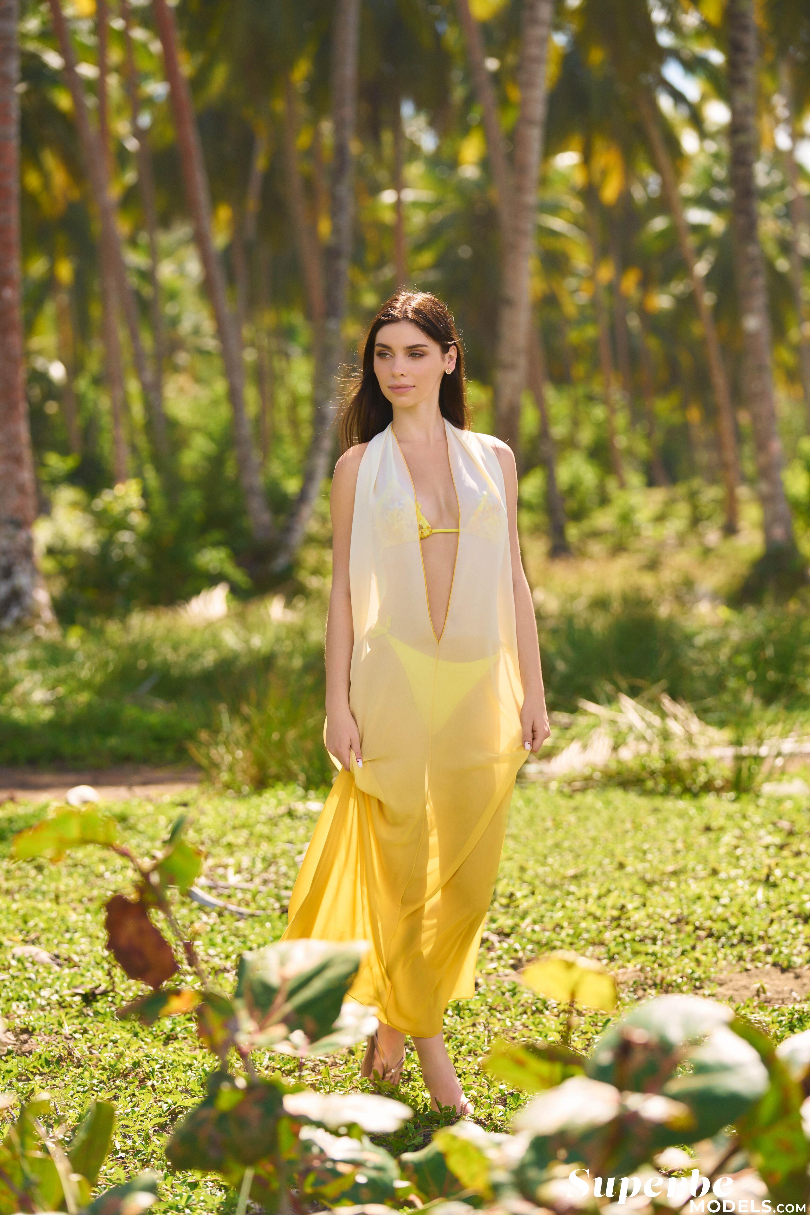 Irina Sivalna Bikini Pictures Paradise Lost with Irina Sivalna