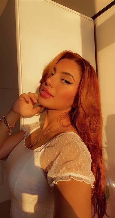 Julia Bayonetta - French Streamer