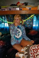 Luna Fey Cute Blonde in Panties