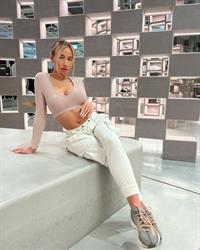 Polskaa french/polish Instagram star