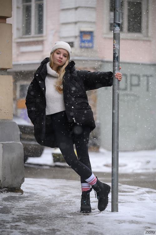 Samadhi Amour Pictures Busty Samadhi Amour in a Sweater