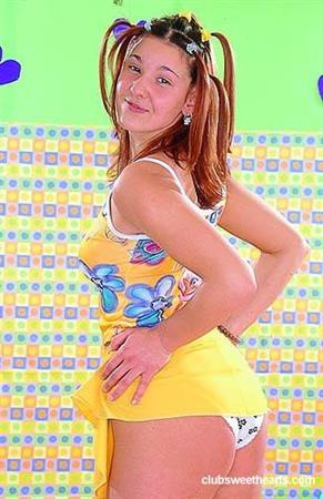 Fresh Faces - Andrea B at Digital Desire 2001-02-12