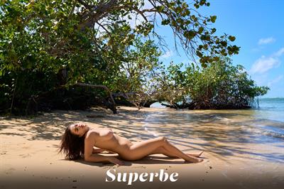 Lola Johnson private beach