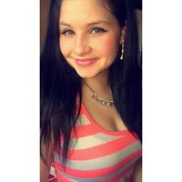 Hannah taking a selfie