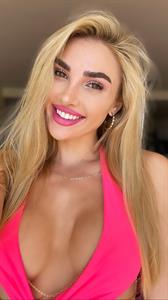 Chloe Amour - Porn Star Chloe Amour