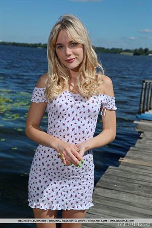 Beghe Nude Pictures Secret Space