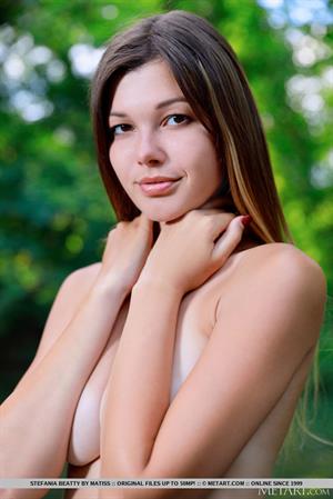 Stefania Beatty Nude Pictures Nature's Own