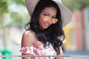 Chloe Saat Nude Pictures Presenting Chloe Saat