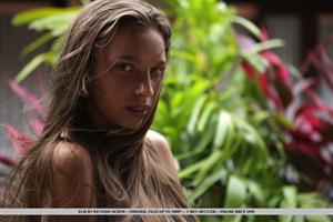 Elin Nude Pictures Shadow