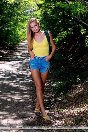 Gabriella Nude Pictures My Hike