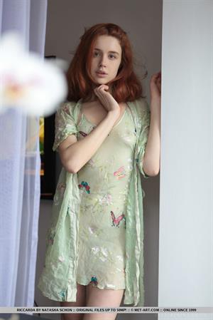 Riccarda Nude Pictures Presenting Riccarda