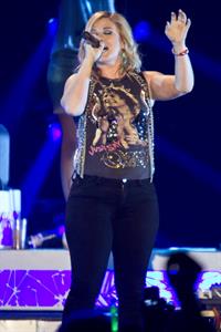 Kelly Clarkson