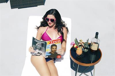 Jade Elizabeth in a bikini