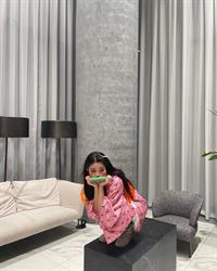 Hannah Kim taking a selfie