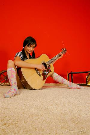 Fulla K Nude Pictures Fulla - Guitar