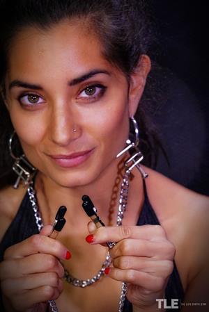 Solange Nude Pictures Hard Squeeze 1