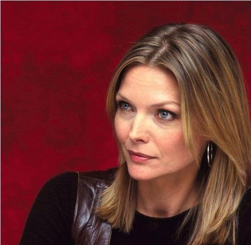 Michelle Pfeiffer