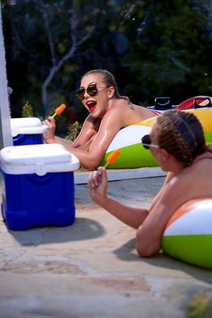 Holly Randall Nude Pictures Babe Watch